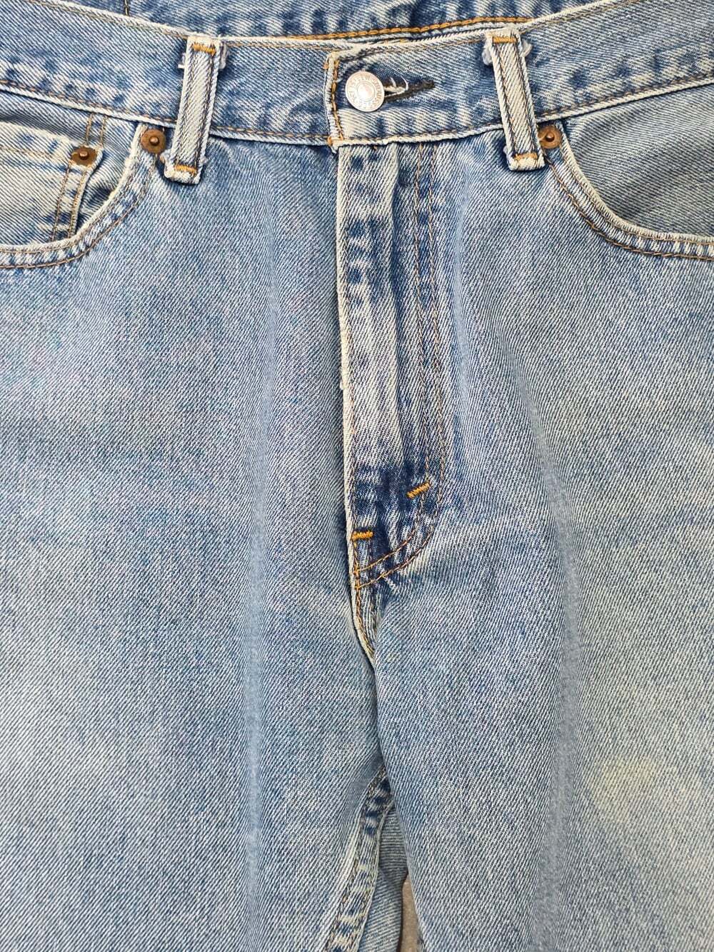 Vintage 90s Levi's Light Blue Classic Straight Jeans - Picture 3 of 10